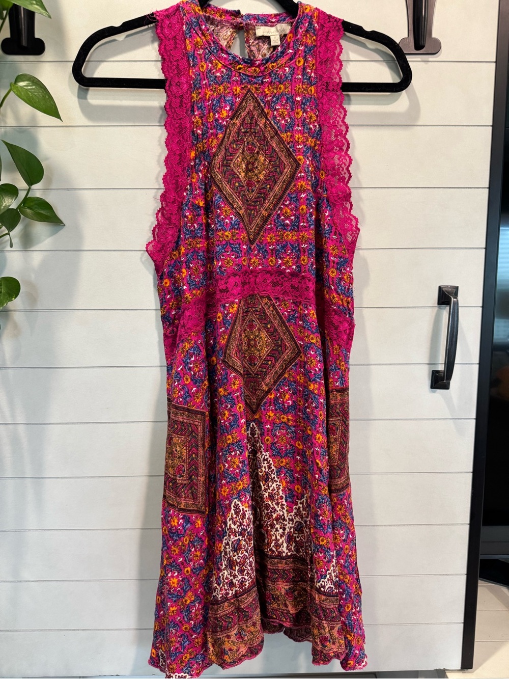 Wonderly Sleeveless Fuchsia Boho Print Dress with Lace Trim